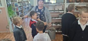 Экскурсия в библиотеку