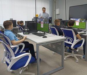 экскурсия в Центре беспилотных авиационных систем в пос. Варламово