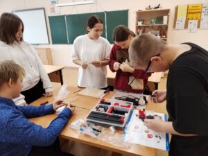 Урок труда (технологии)